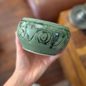 Vintage Signed studio pottery Green Ceramic Swirl Bowl